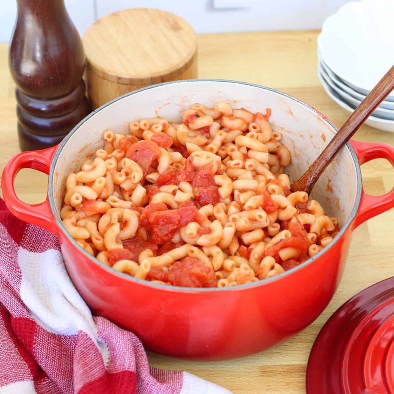 Macaroni and Tomatoes