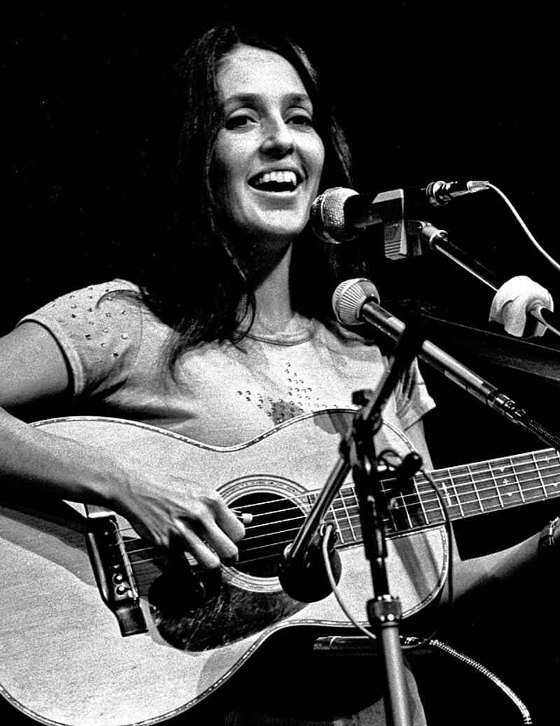 Joan Baez – Activist & Possible Informant?