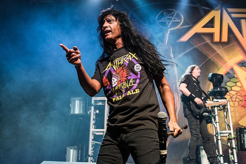 Caught in a Mosh – Anthrax (1987)