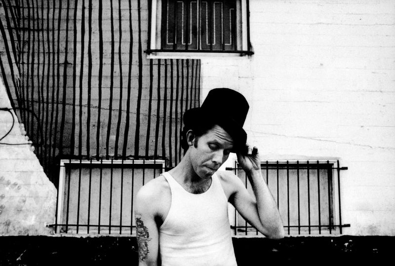 Tom Waits – Swordfishtrombones (1983) – In a Junkyard